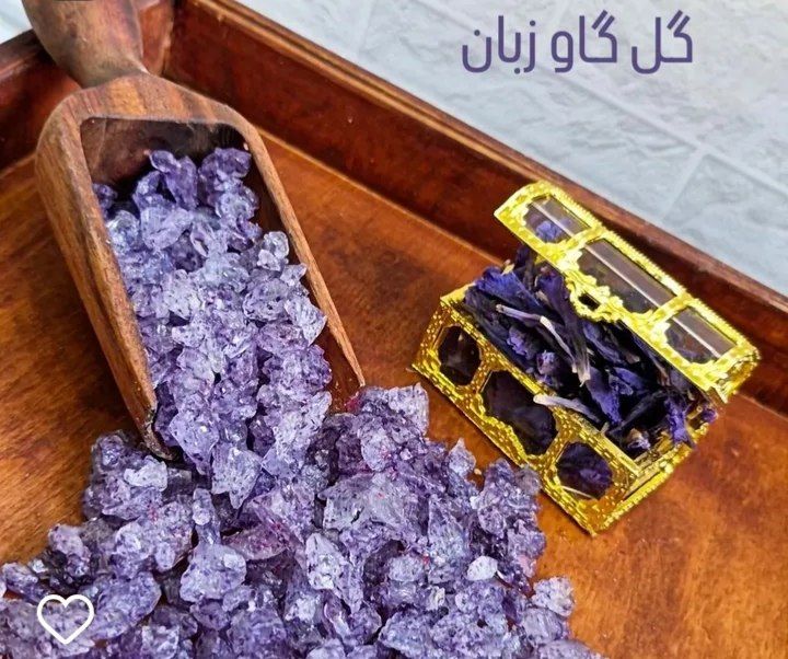 طبع گرم  آرامش بخش، خواب آور، قاعده آور، تب بر، ضدالتهاب